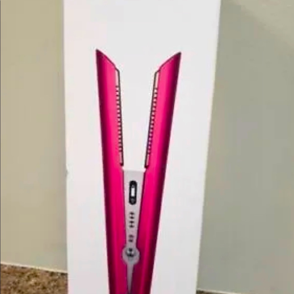 New Dyson Corrale hair Straightener